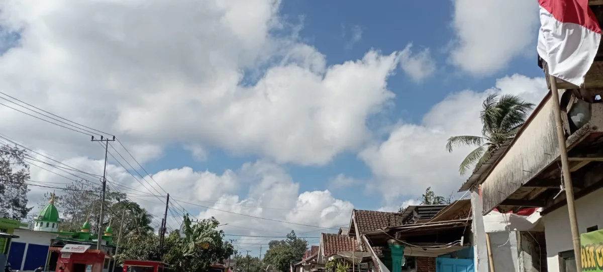 Prakiraan Cuaca Malang Selatan Hari Ini: Donomulyo dan Pagak Berawan, Warga Tetap Waspada