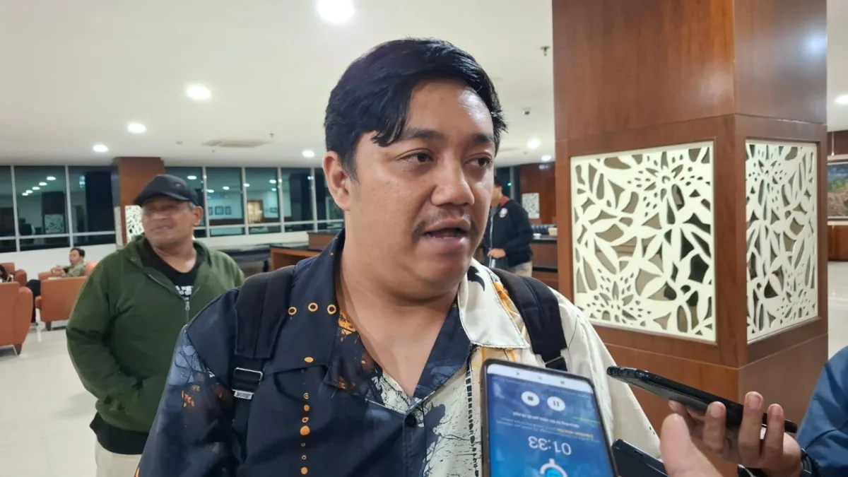 Keterangan Foto: WALHI Jawa Timur bersama Forum Masyarakat Peduli Mata Air (FMPMA)